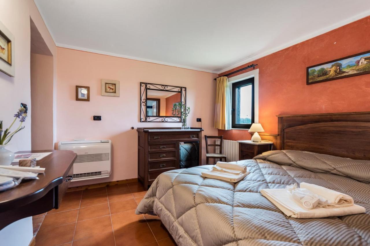 Bed and Breakfast Casale Dei Gelsi Castiglione In Teverina Exteriér fotografie